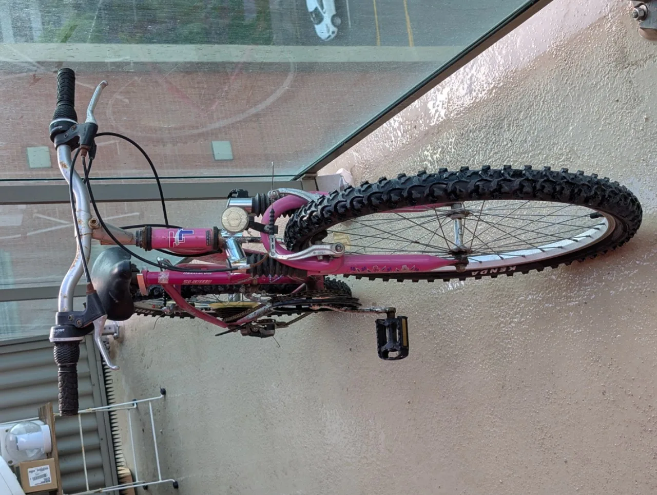 Girls' Tech Team 21-Speed Pink Mountain Bike image indicator(2)