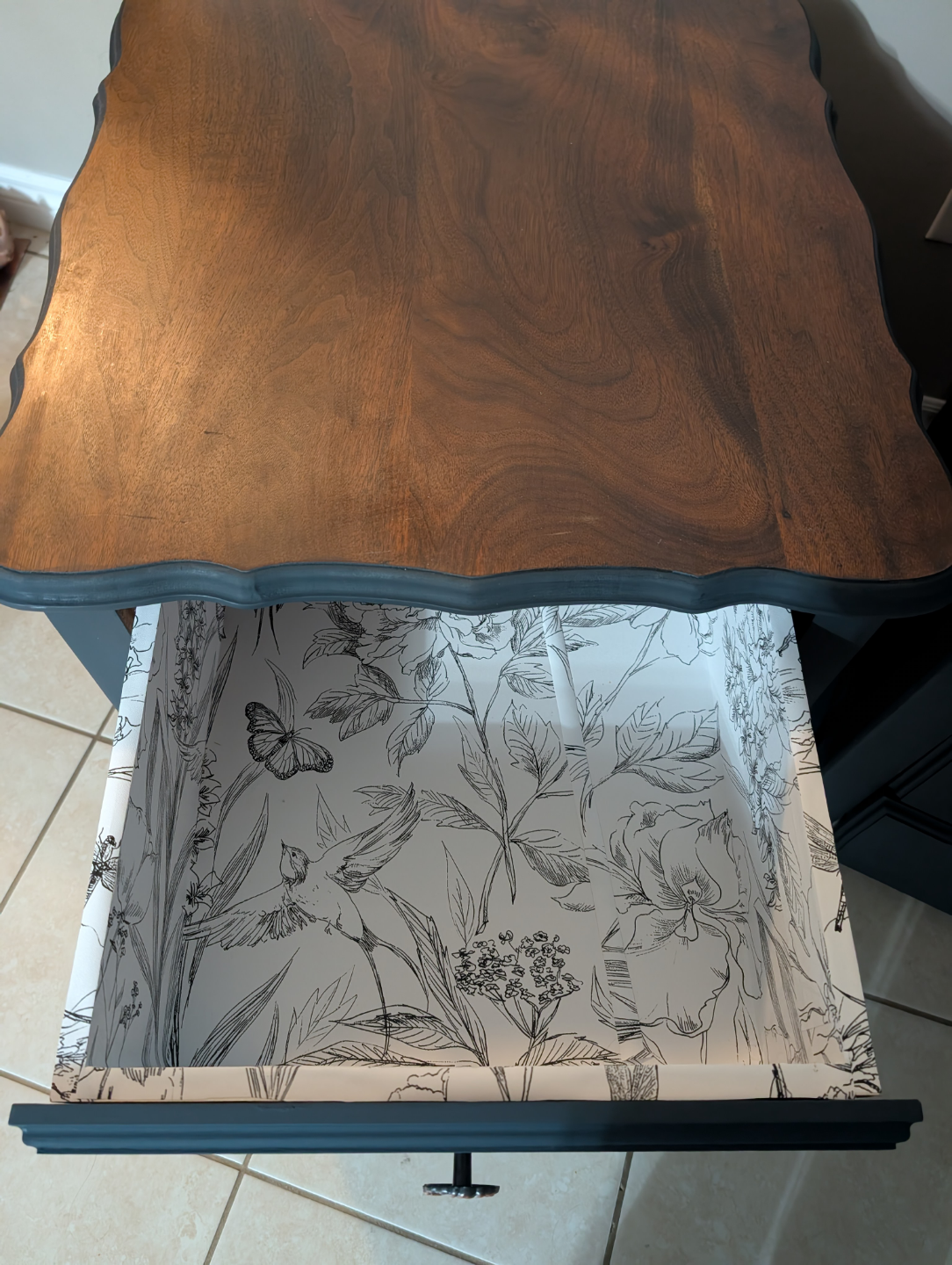 Pair of Upcycled Nightstands - Dark blue with Wood Tops 🧡 - photo 4