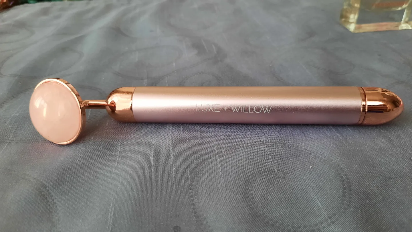 Luxe + Willow Rose Quartz Facial Roller thumbnail