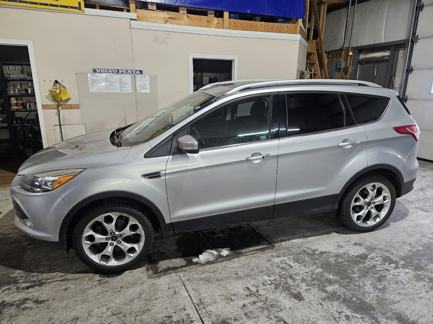 2014 Ford Escape Titanium AWD