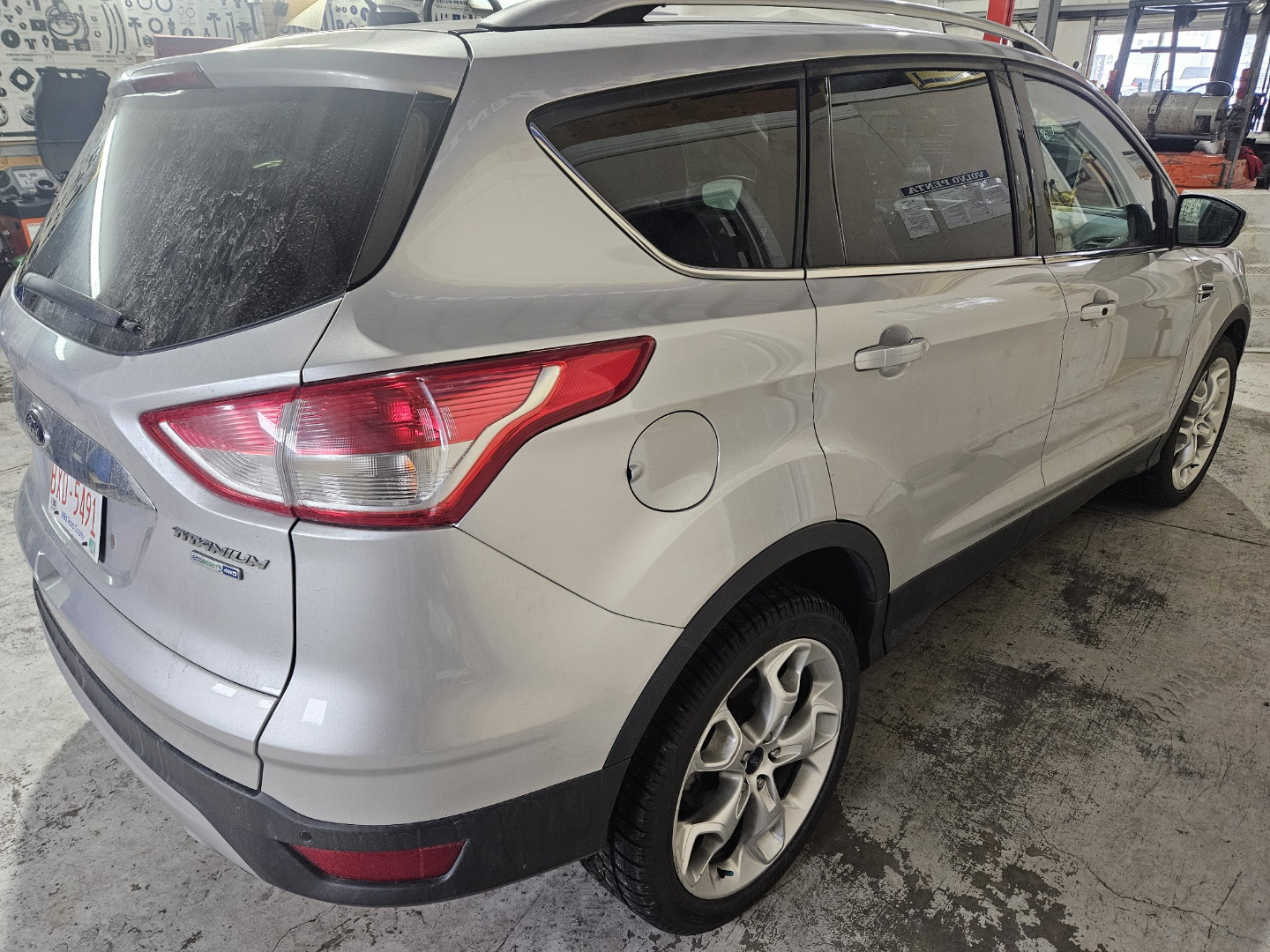2014 Ford Escape Titanium AWD - photo 4