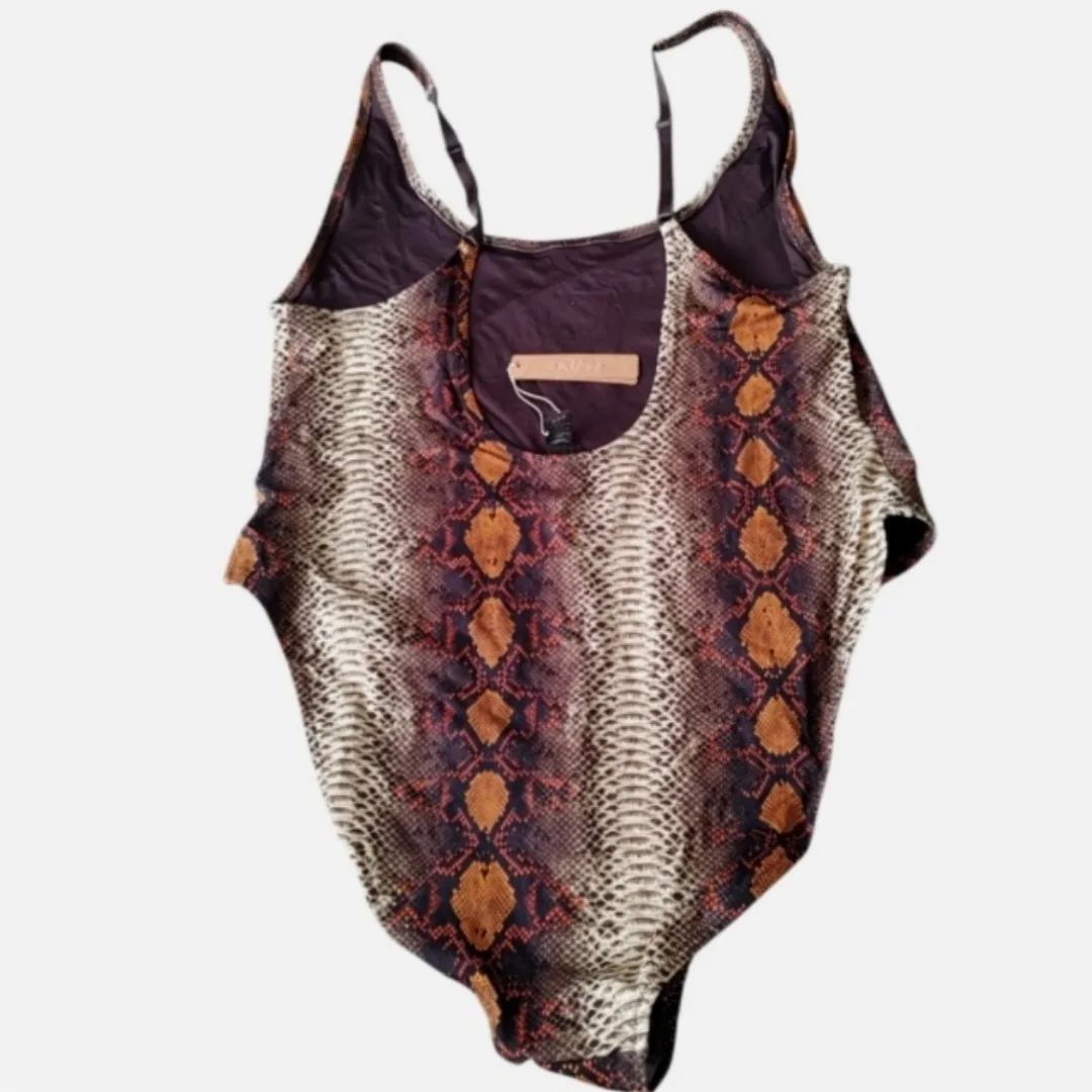 SKIMS Desert Snakeskin Print One Piece Swimsuit image indicator(4)
