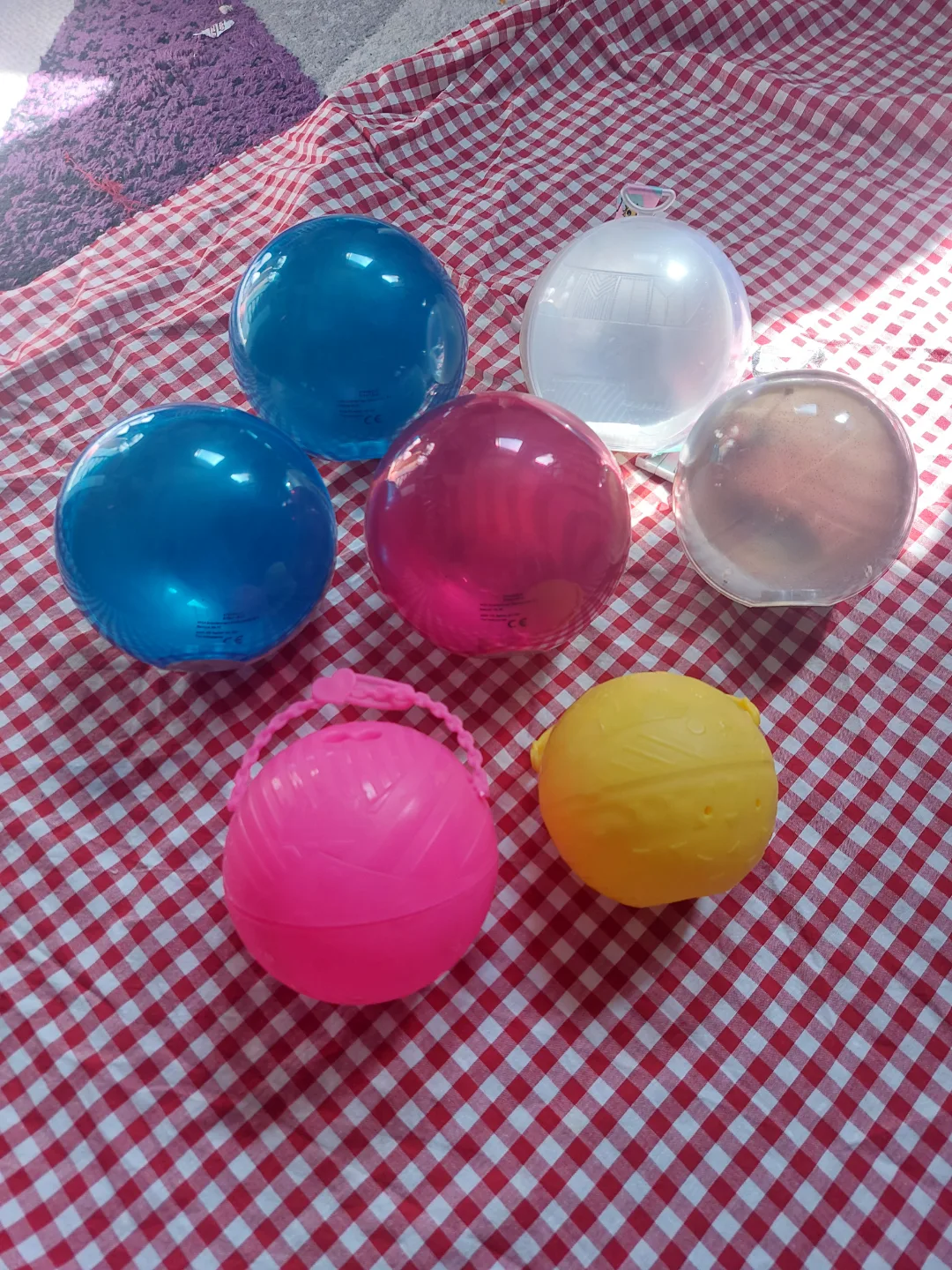 LOL Suprise Display Balls thumbnail