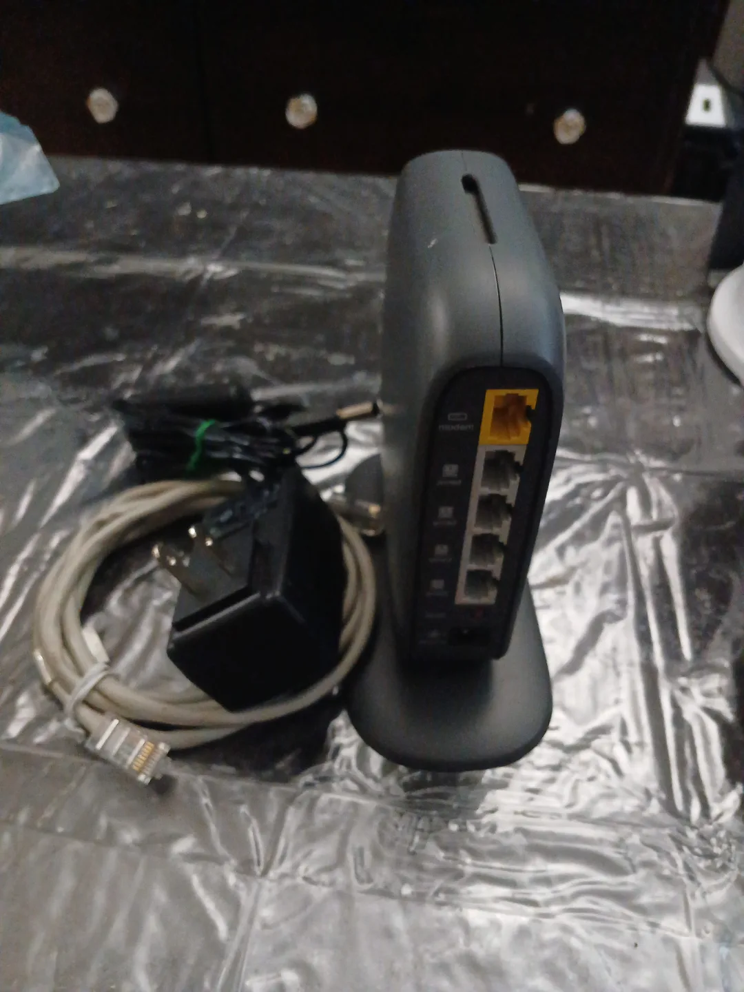 Belkin Connect N150 Wireless Router F7D7301 v3 thumbnail
