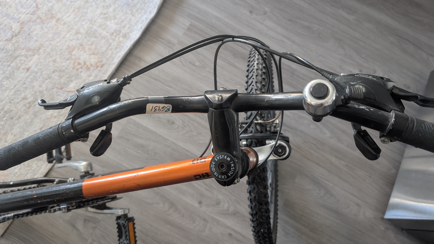 DiamondBack Mountain Bike - photo 5