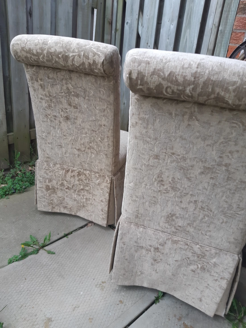 set of six  skirted Upholstered Chairs - photo 2