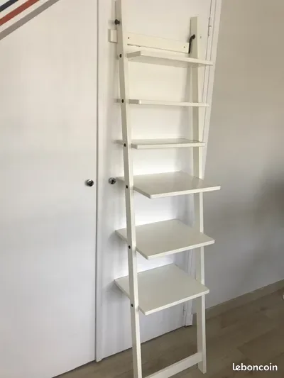 White Ladder Shelf image indicator(2)