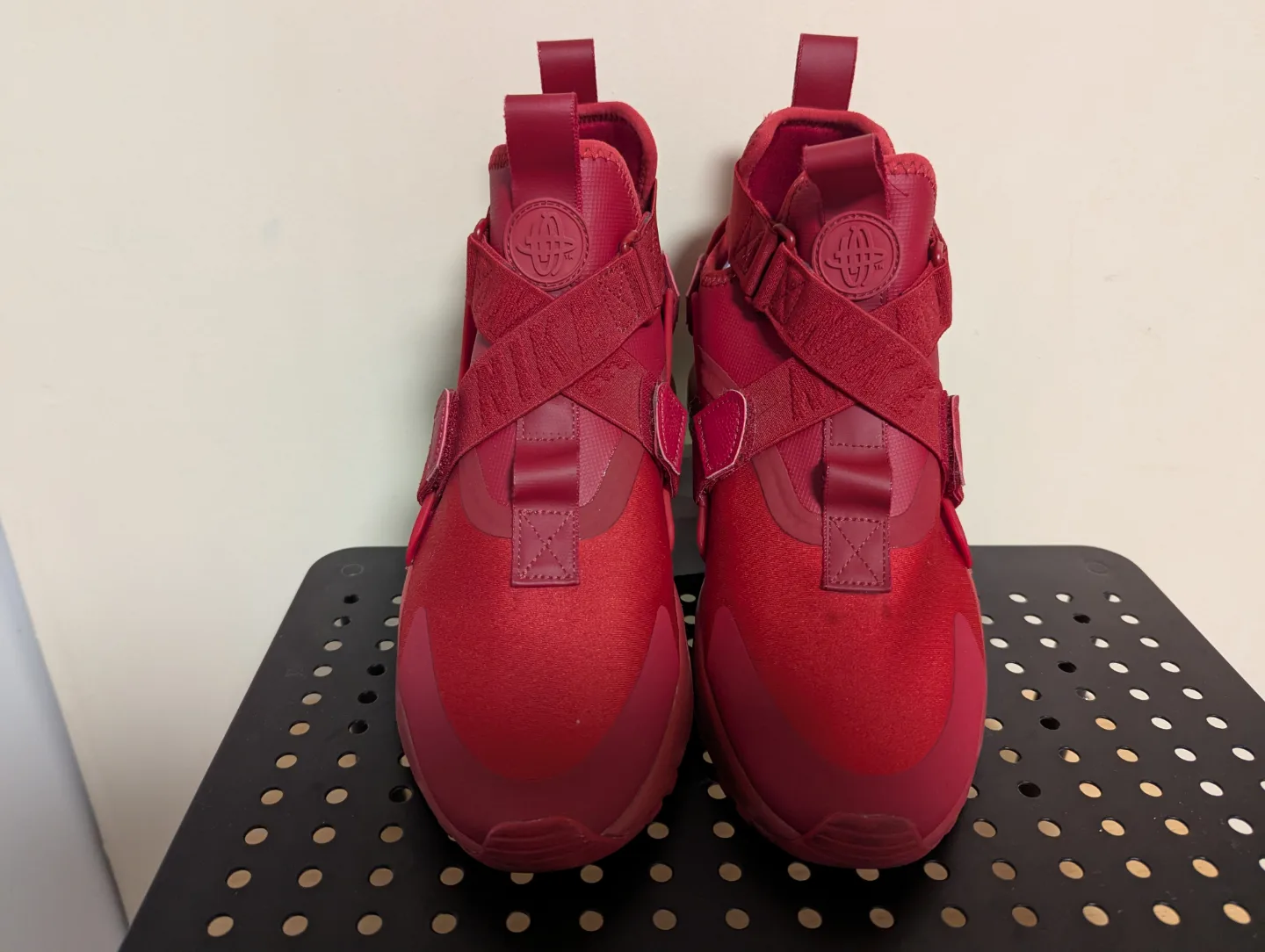 Nike Air Huarache ~ *Like New* image indicator(5)