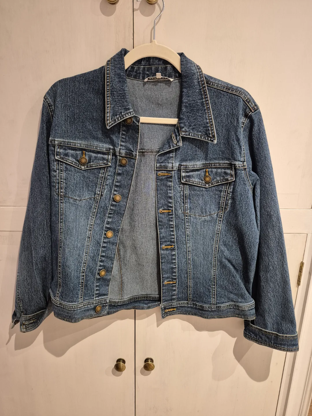 Women's Size Large Denim Jacket thumbnail