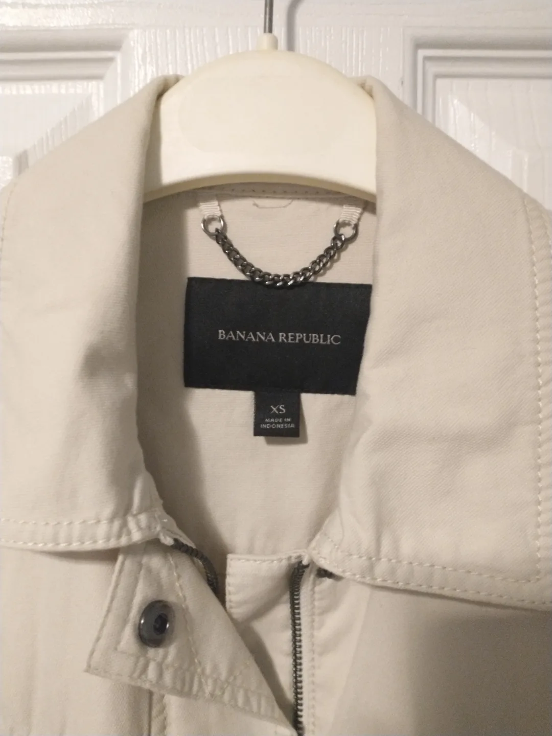 Banana Republic beige light jacket image indicator(3)