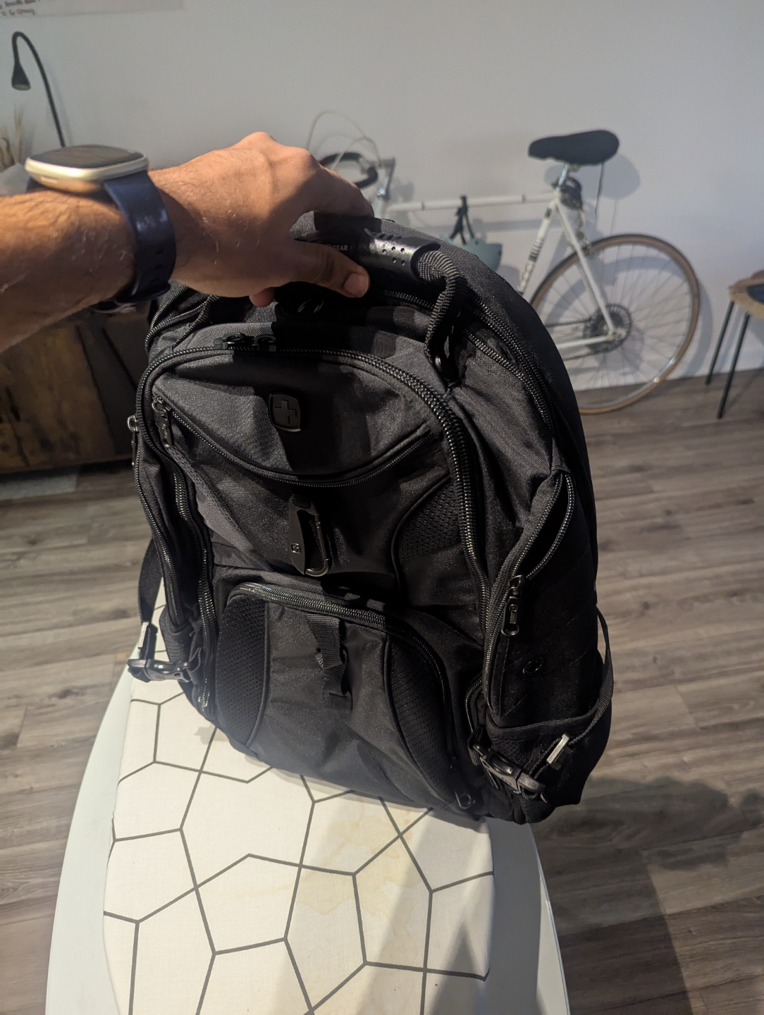 SwissGear Black Laptop Backpack - photo 2