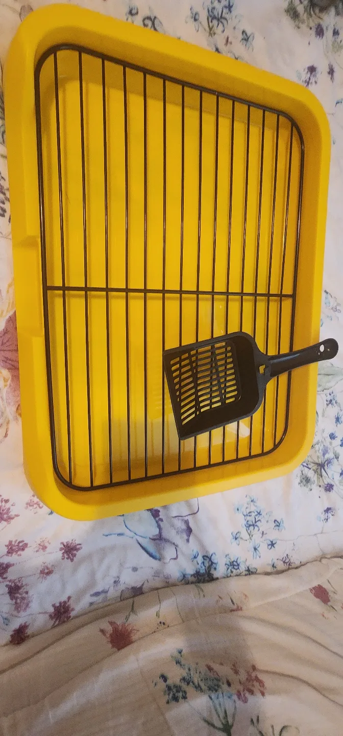 Yellow Pet Toilet Tray with Scoop image indicator(3)