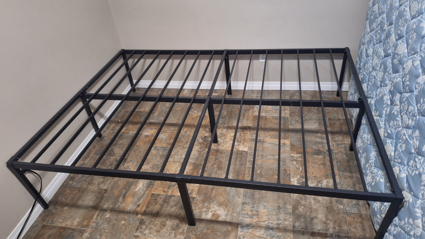 Queen Metal Bed Frame - photo 2