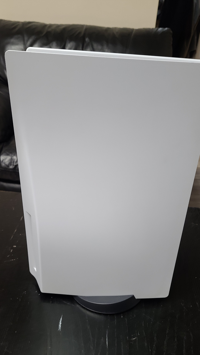 PS5 825gb disc version with 2 controllers, 2TB external HDD - photo 3