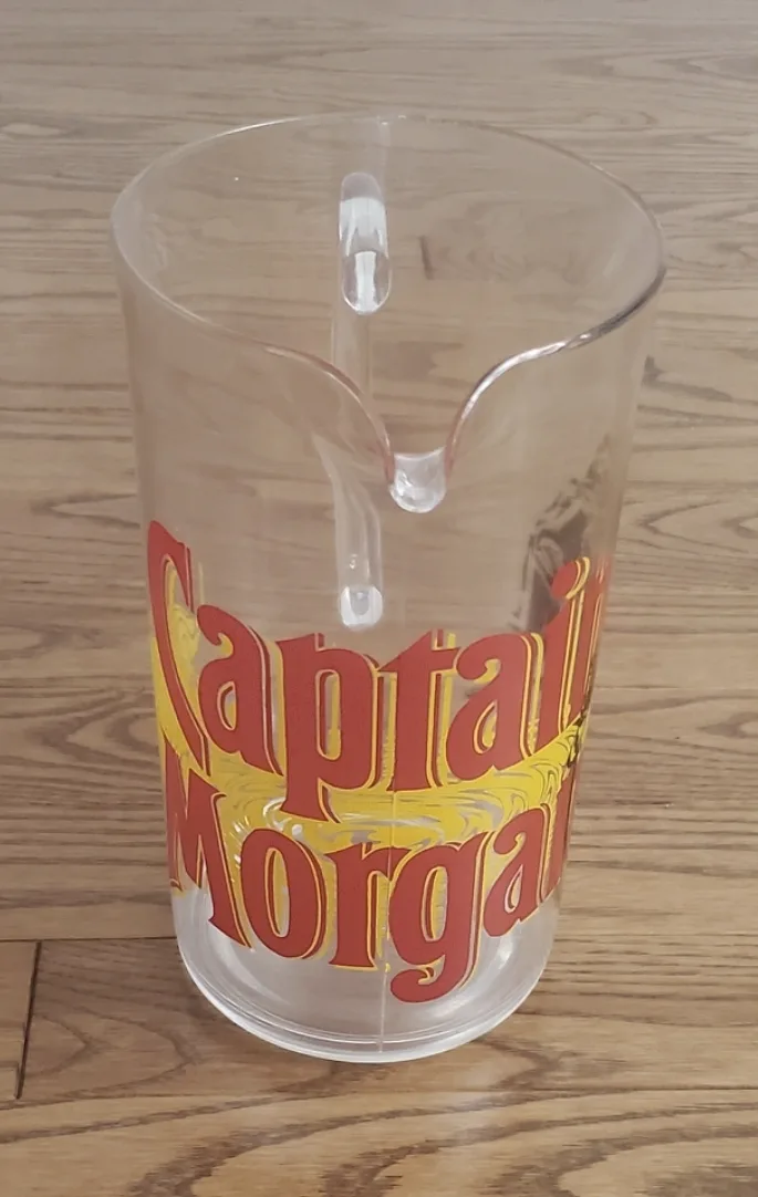 Captain Morgan Beer Pitcher image indicator(2)