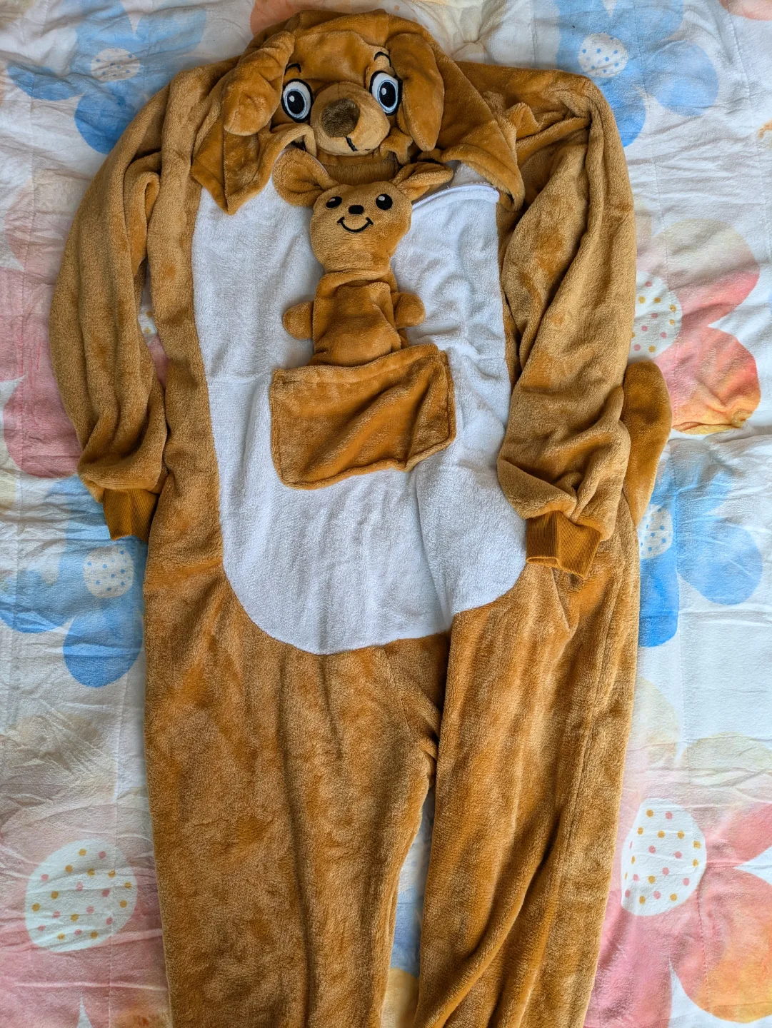 Kangaroo Adult Onesie (plus Joey toy) image indicator(2)