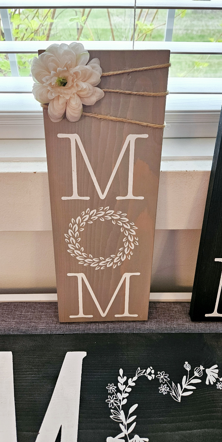 mom signs - photo 2