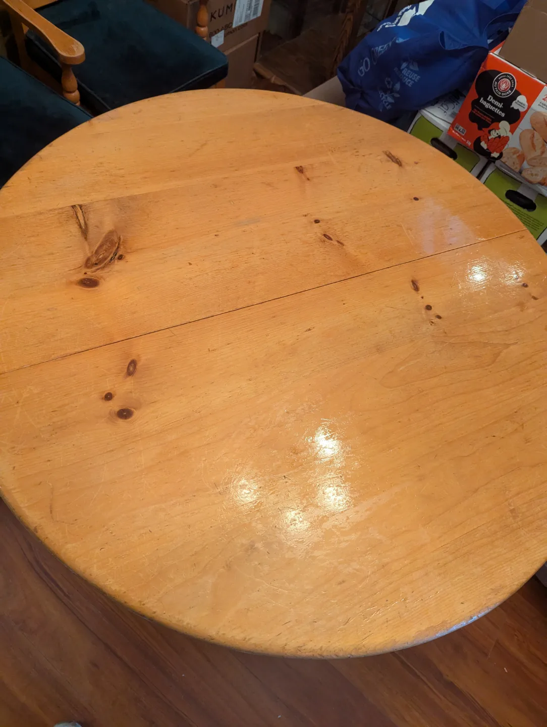 Round dining table image indicator(5)