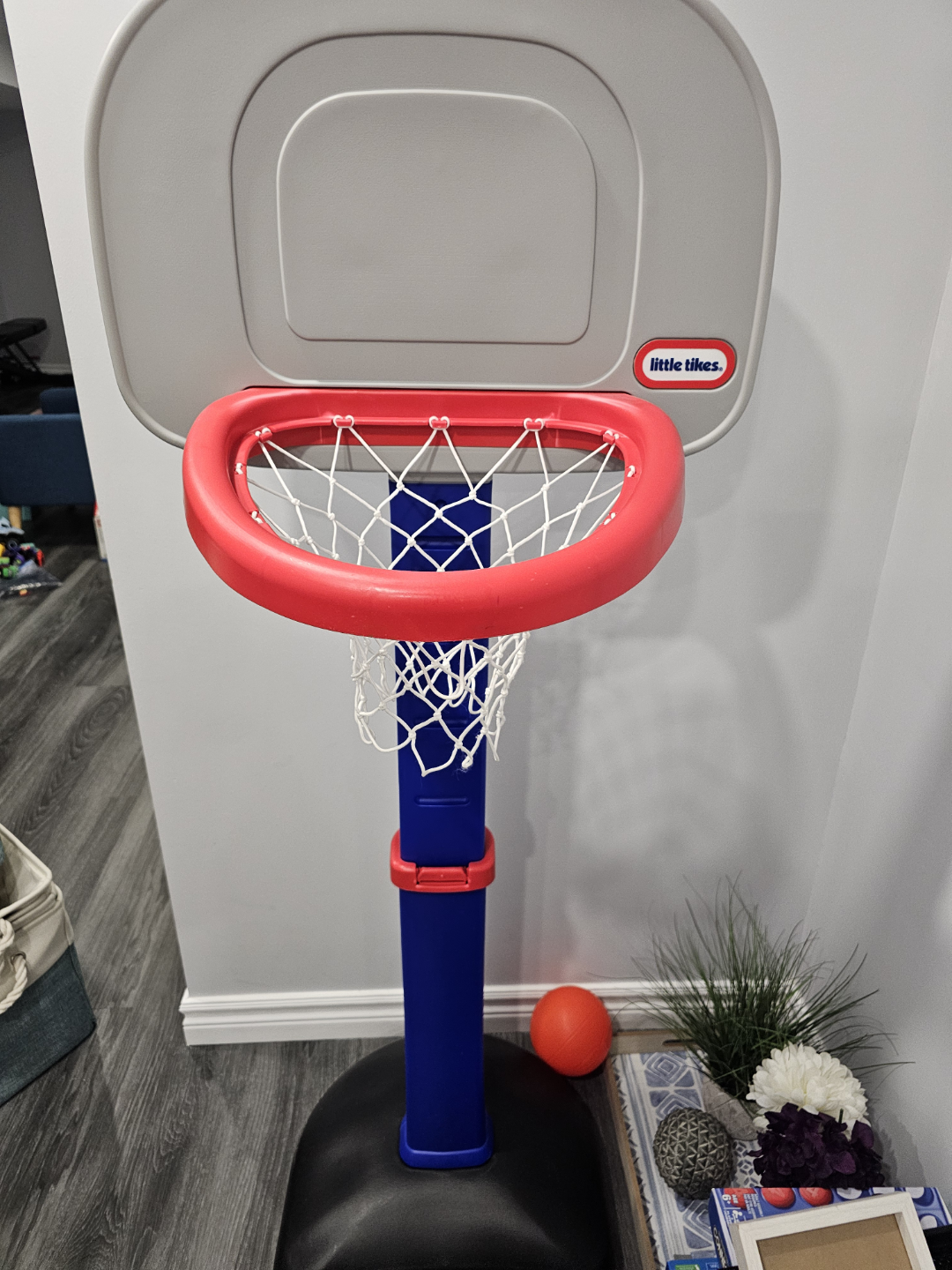 Little Tikes Basketball Set