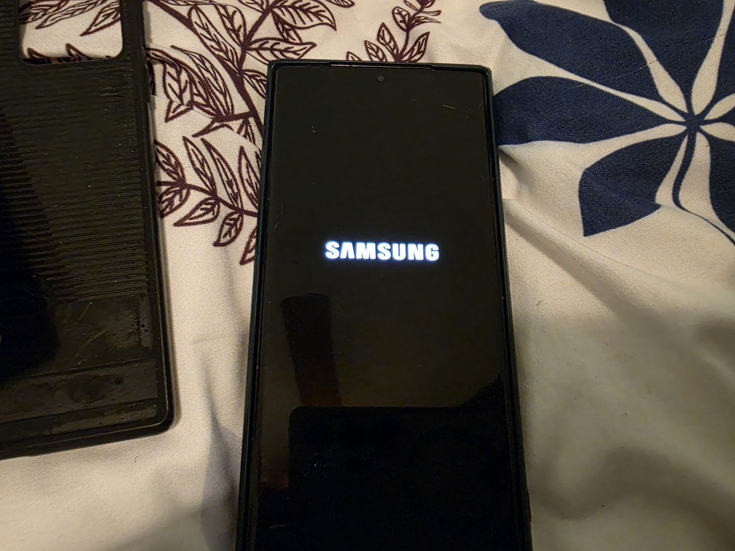Samsung Galaxy Note20 Ultra 5G - Phone and Cases - photo 2