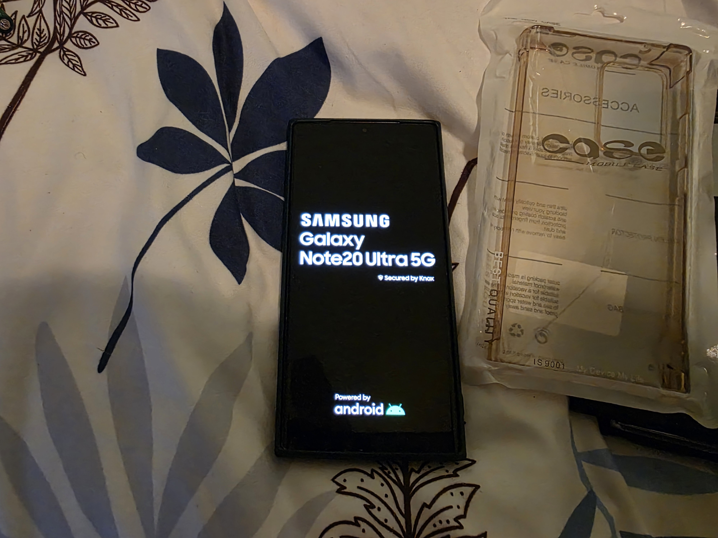 Samsung Galaxy Note20 Ultra 5G - Phone and Cases - photo 3