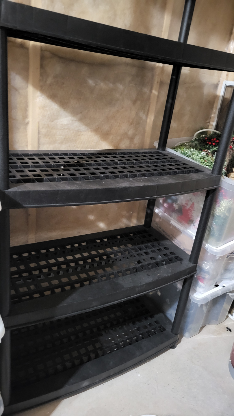 4-shelf black plastic shelving unit (2 units)
