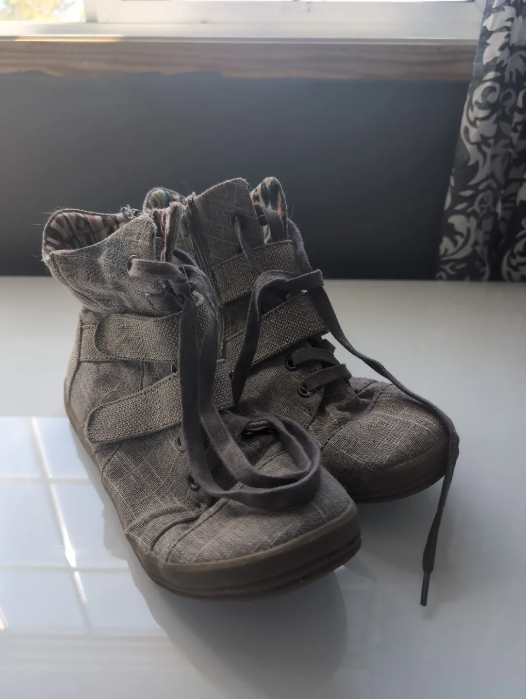 Spring booties 8.5 thumbnail
