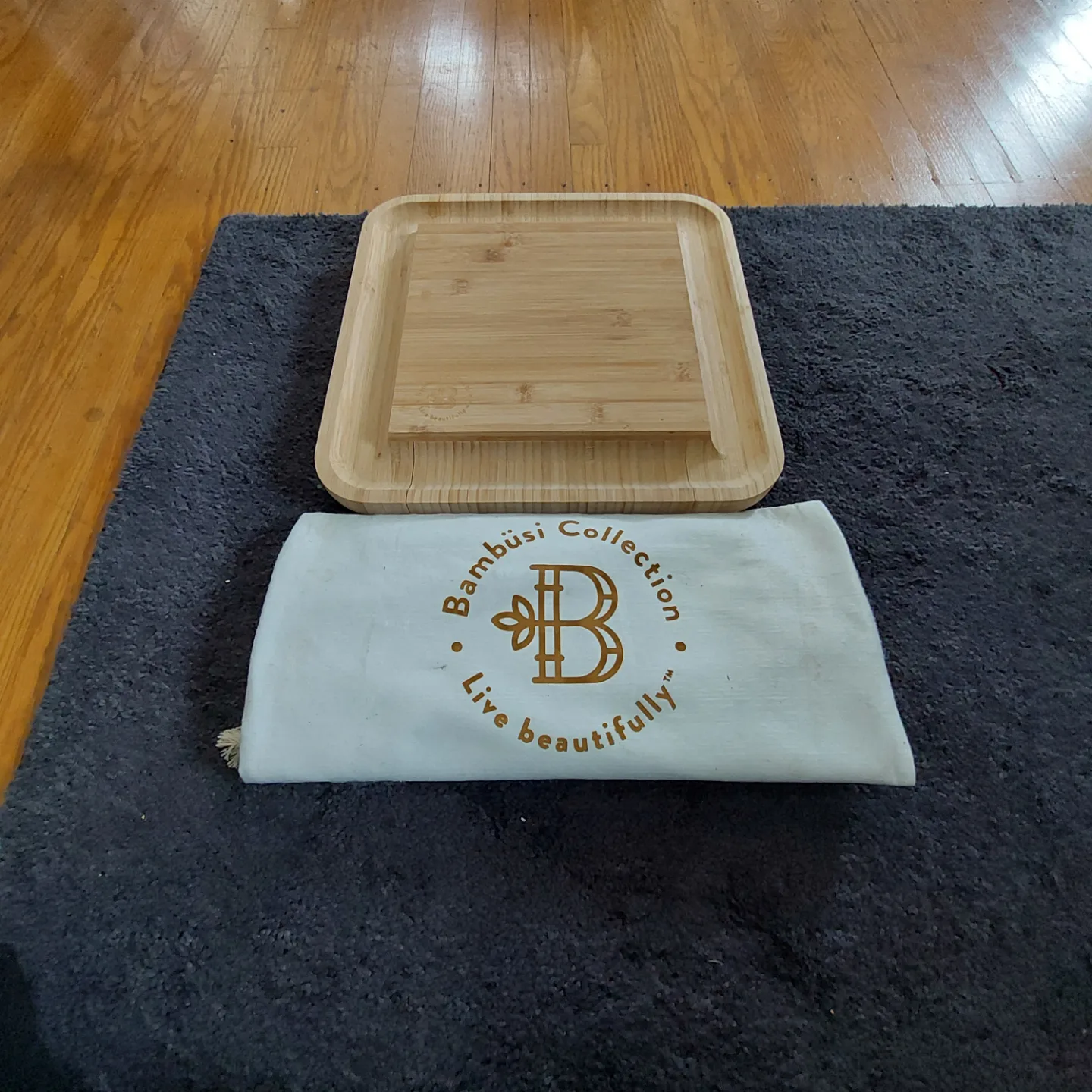 Bambüsi Collection Bamboo Cheese Board with Knives image indicator(4)