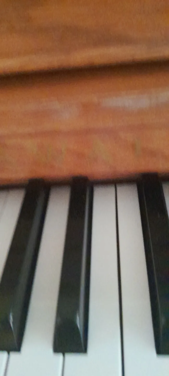 Kawai Upright Piano - Model 502-S image indicator(9)