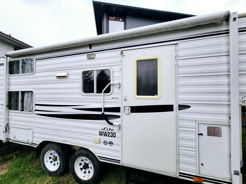 2001 23' Westwind 5th wheel trailer in a great condition