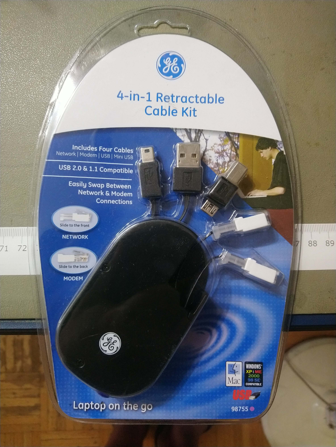 GE 4-in-1 Retractable Cable Kit