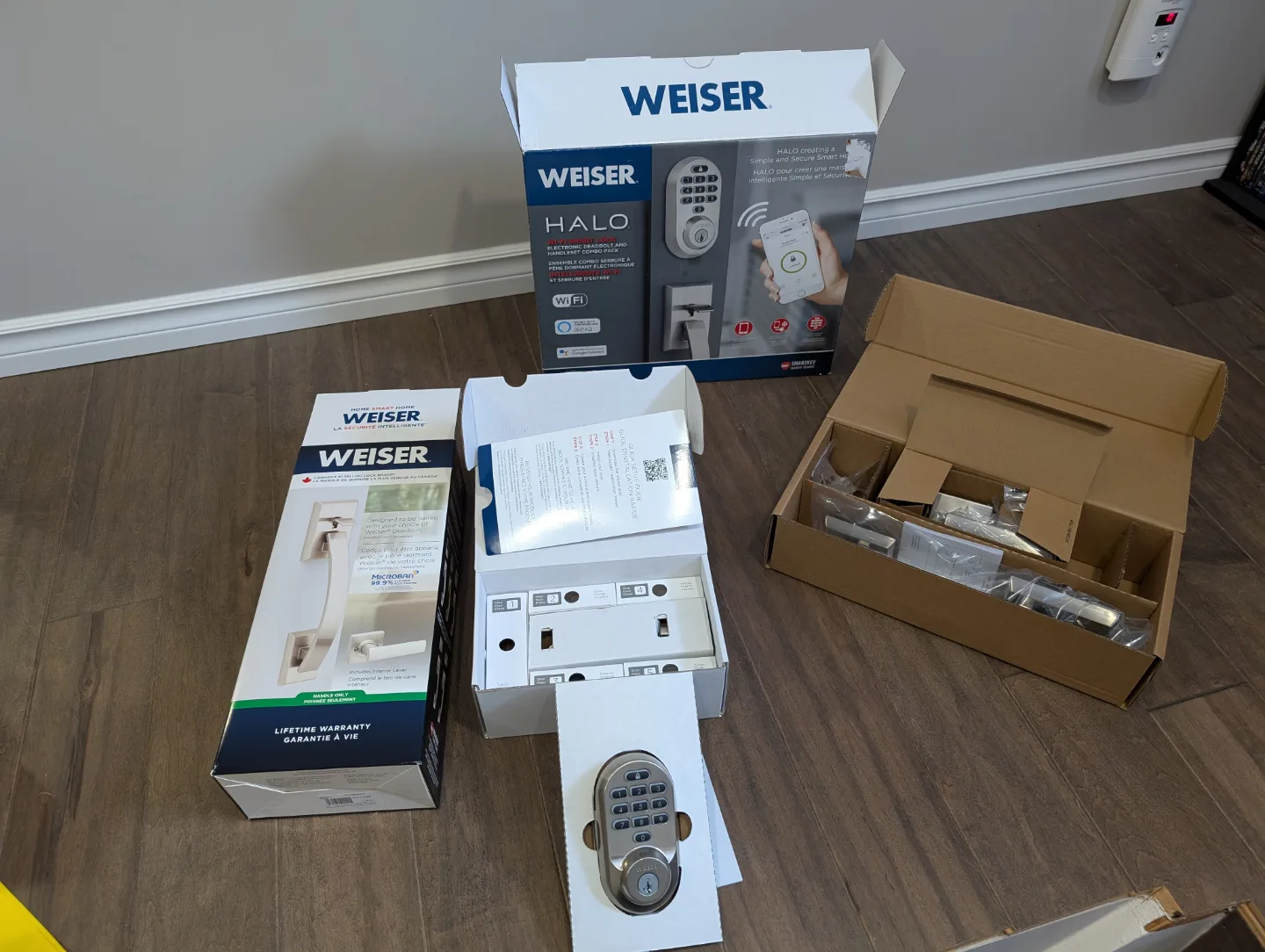 Weiser Halo Smart Lock - Electronic Deadbolt and Handleset Combo image indicator(4)