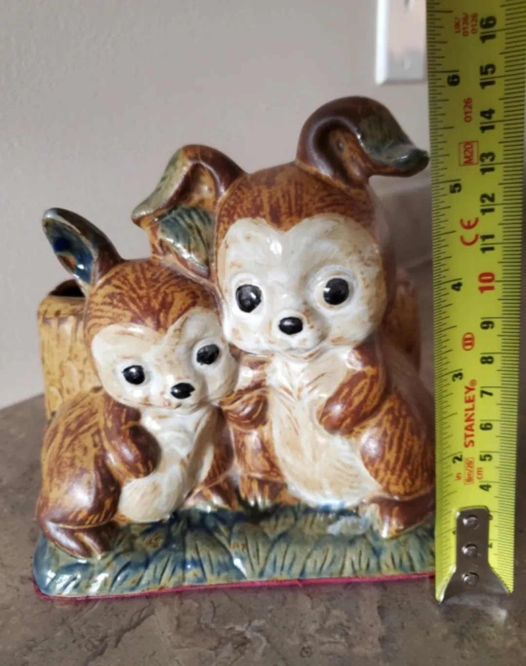 Vintage Ceramic Bunny Planter image indicator(8)