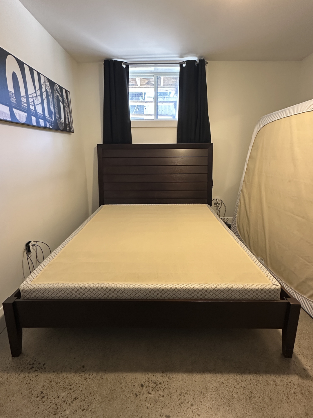 3-Piece Bedroom Set (Queen) - photo 2