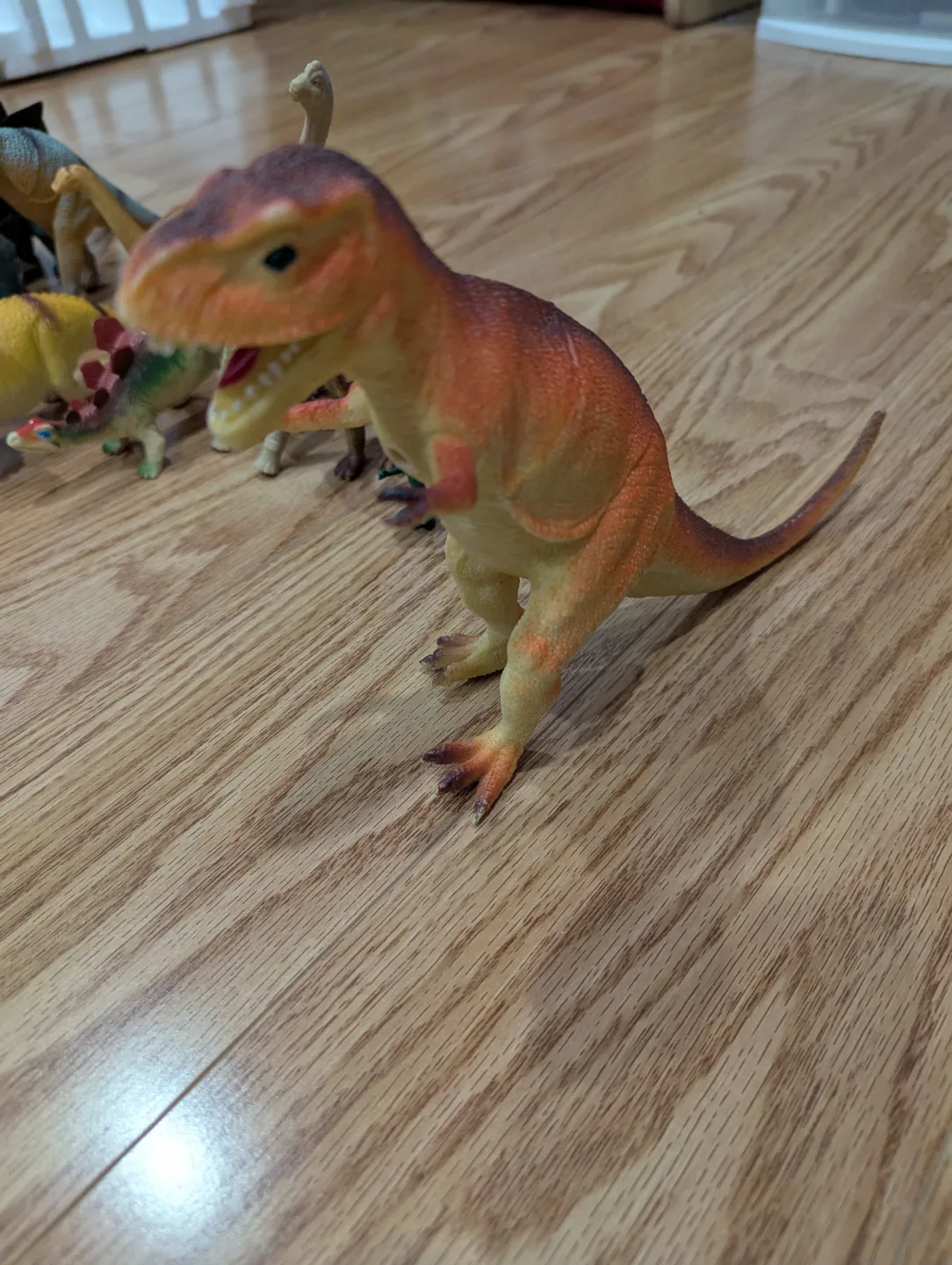 Large Collection of Dinosaur Toys image indicator(6)