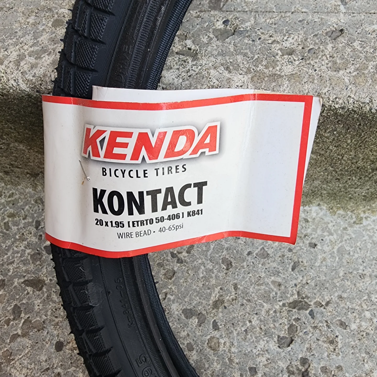 Kenda Kontakt 20 x 1.95 Bicycle Tire image indicator(2)