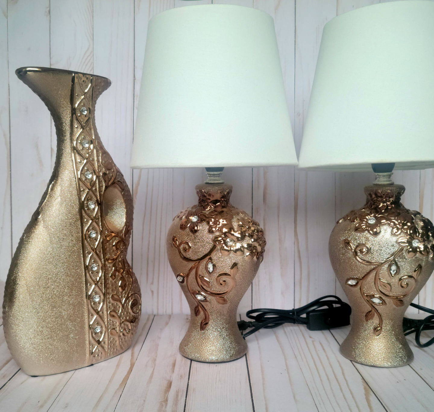 Elegant Matching Lamp and Vase Set