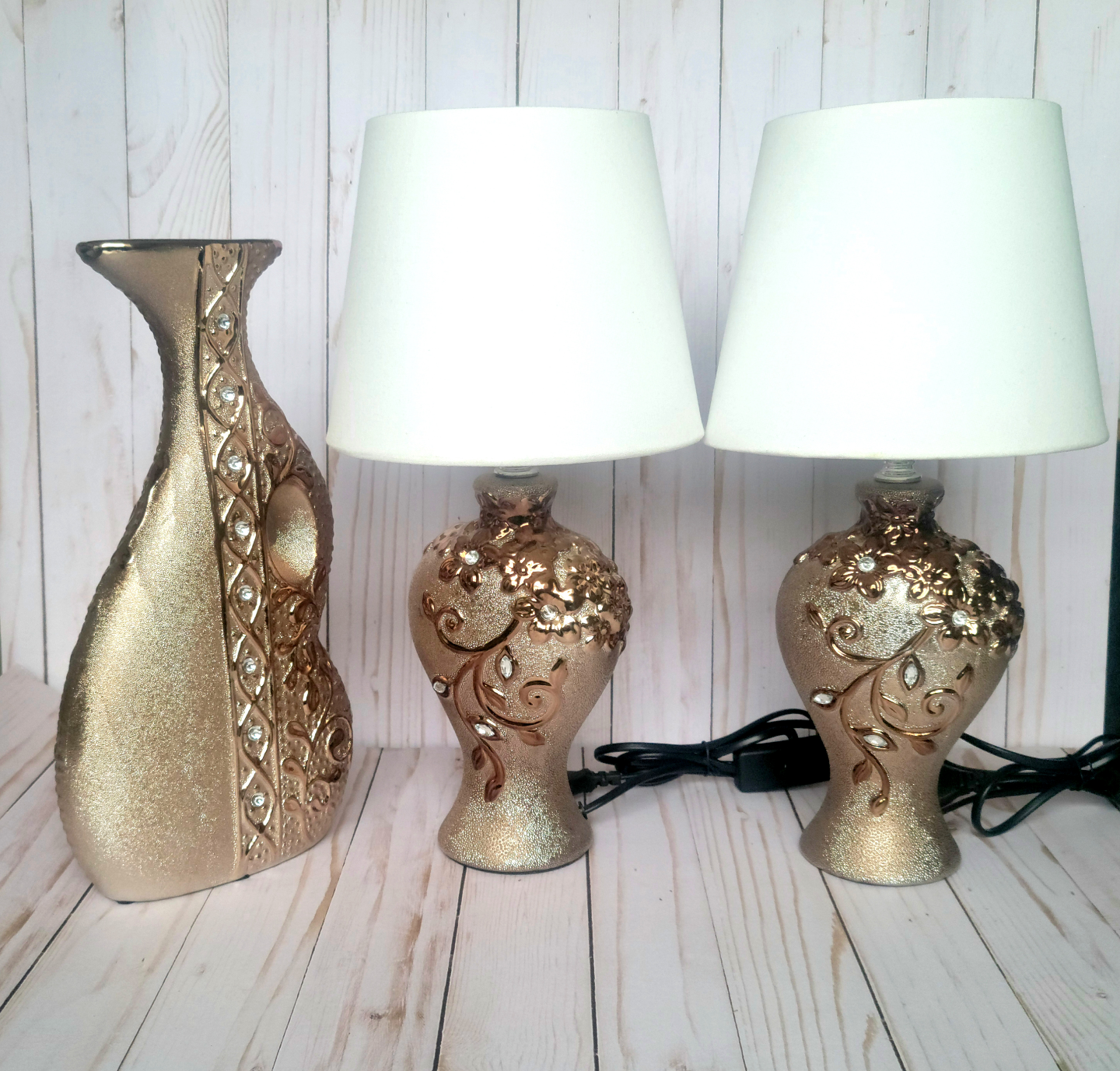 Elegant Matching Lamp and Vase Set - photo 2