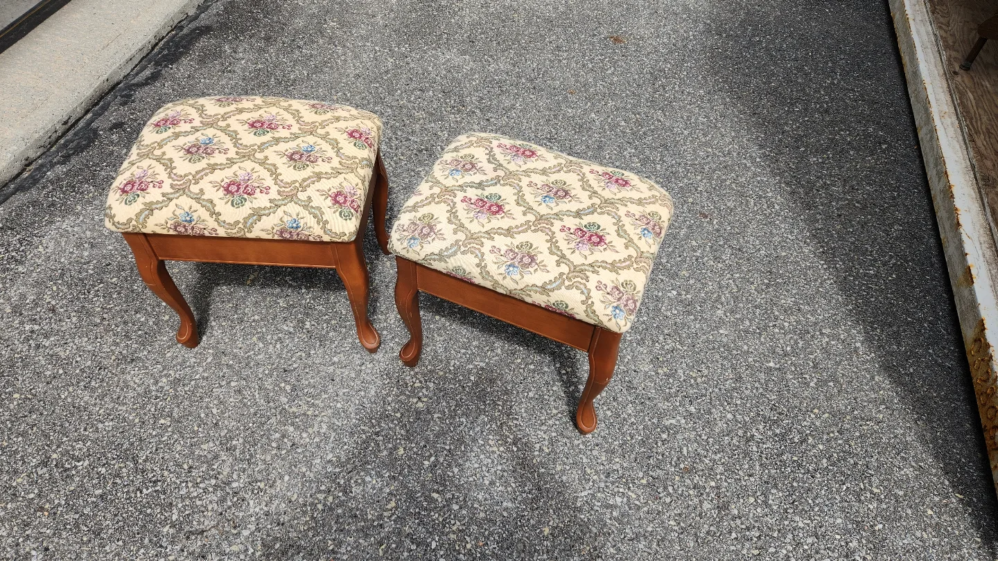 Pair of Vintage Floral Upholstered Vanity Stools image indicator(3)