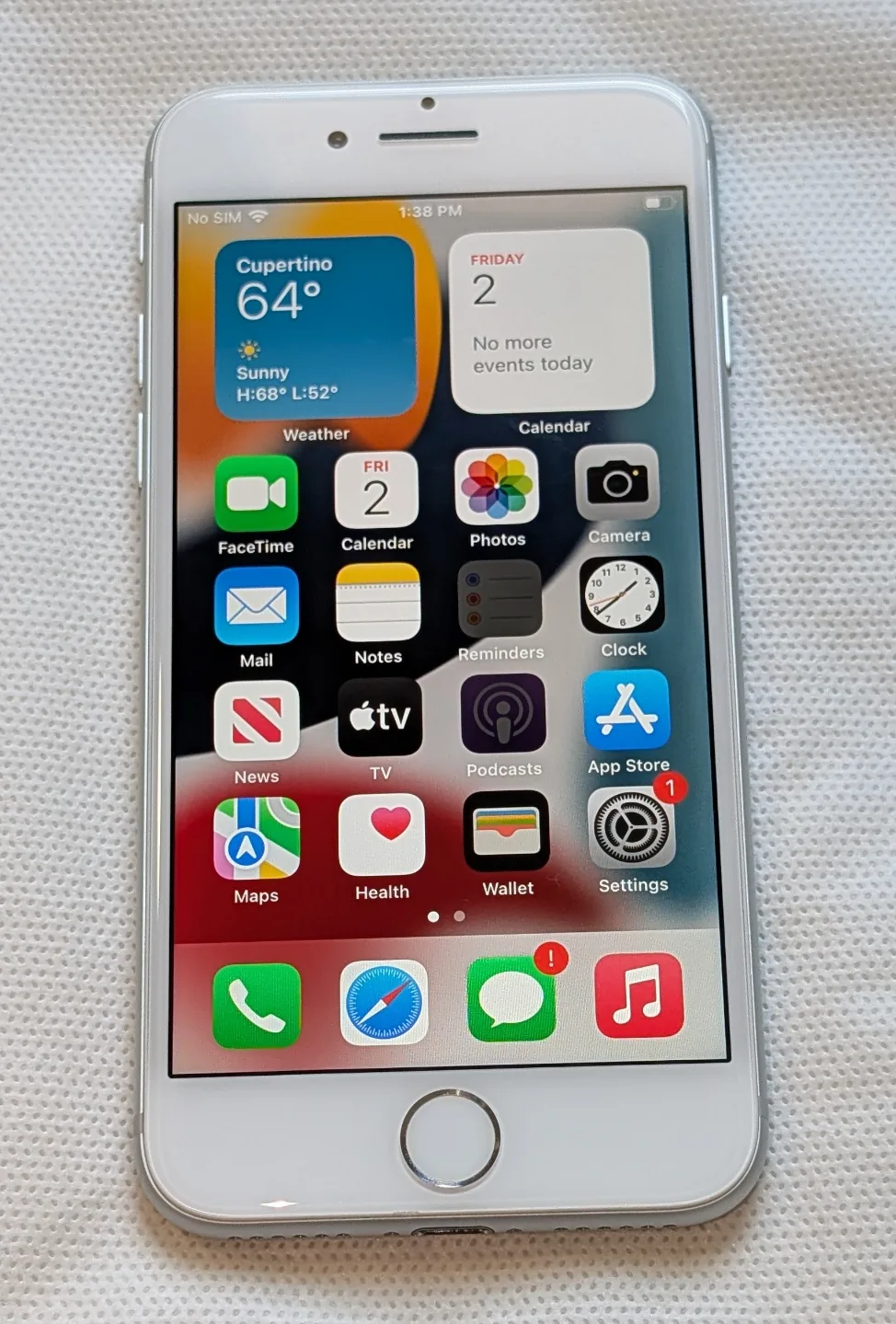 NICE APPLE iPhone 7 UNLOCKED 32GB CELL PHONE thumbnail