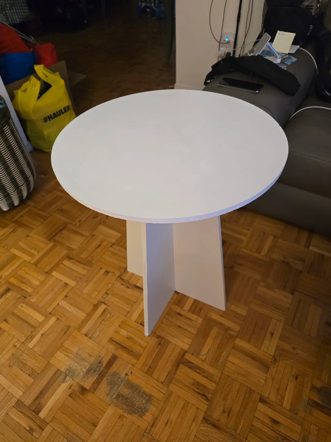 White Round Side Table - Minimalist Design thumbnail
