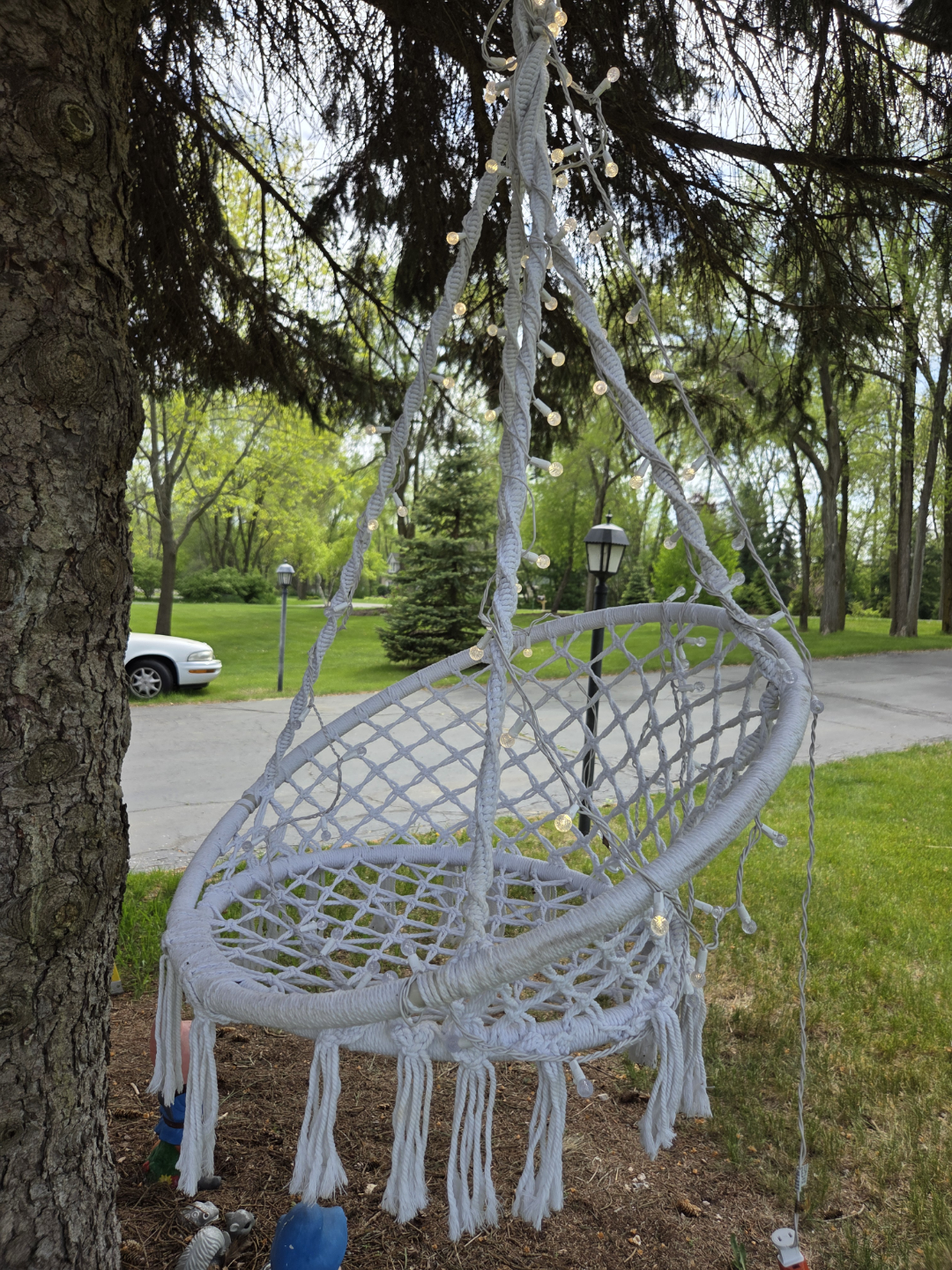 White Macrame Hanging Swing Chair - photo 5