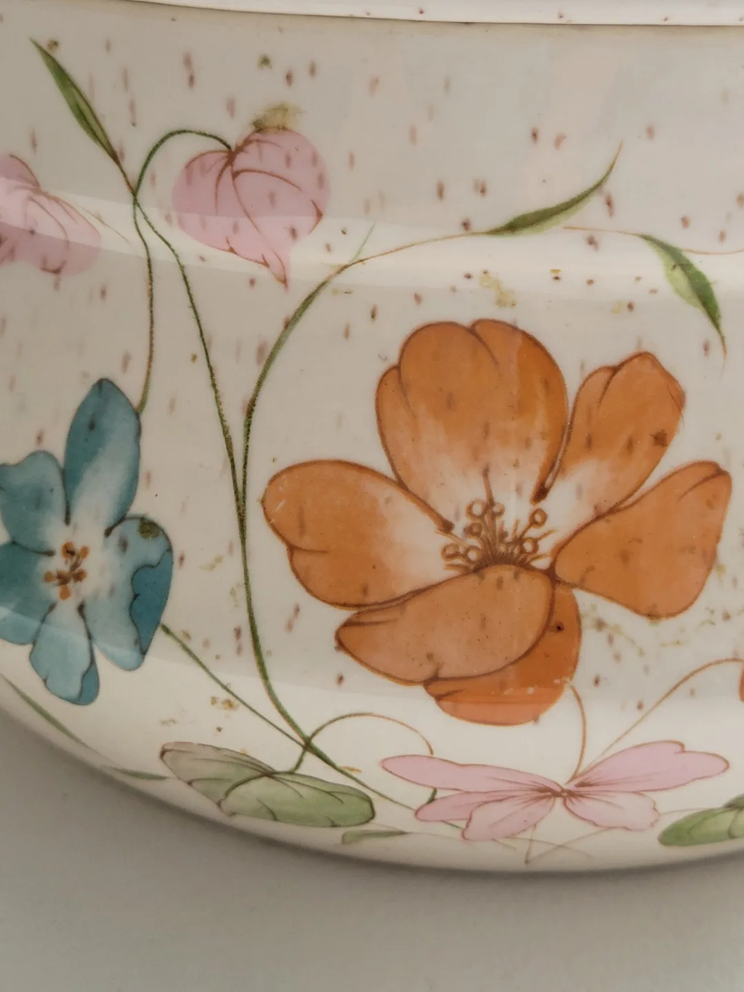 vintage Floral soup Tureen image indicator(2)