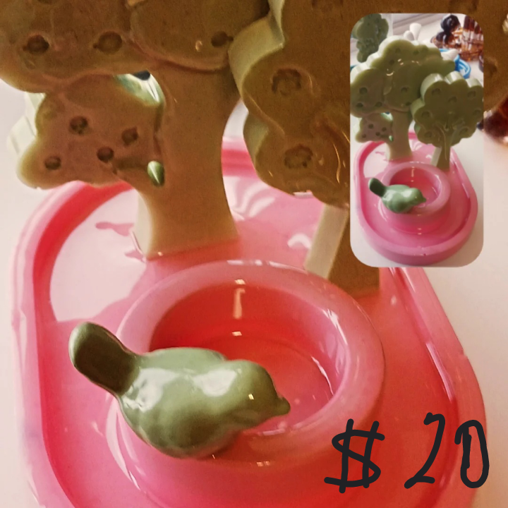 New Resin Spring 2025 collection