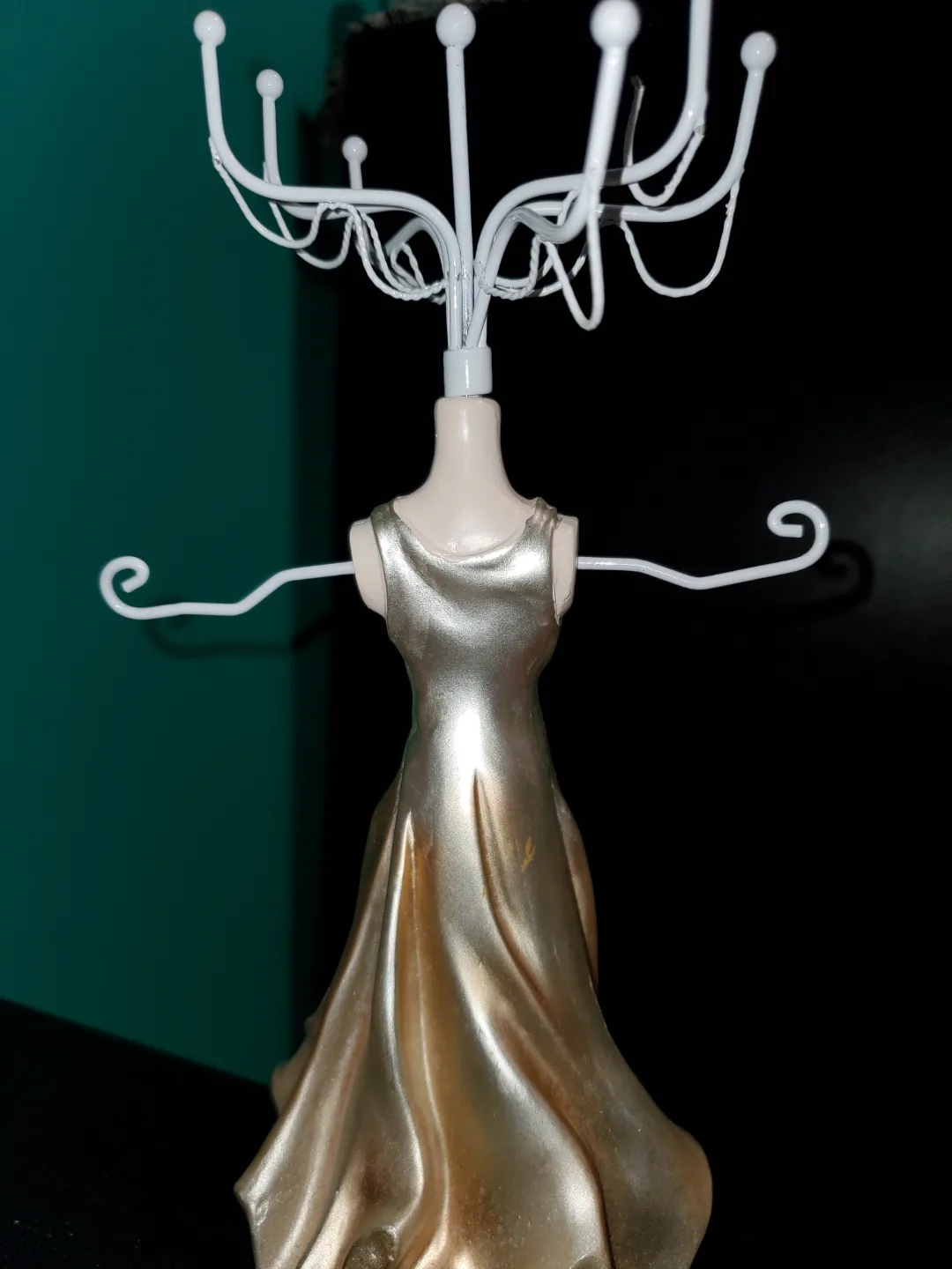 Gold Dress Jewellery Organizer (#freecycle) image indicator(3)