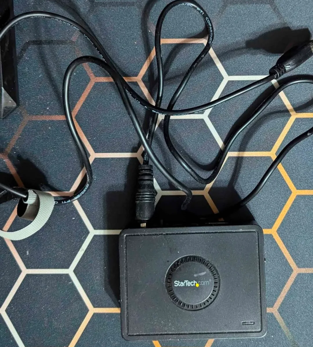 StarTech Wireless Display Adapter with HDMI thumbnail