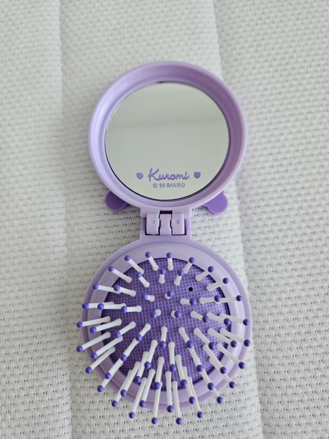 Kuromi Compact Mirror & Hairbrush – Purple | 100% Authentic image indicator(2)