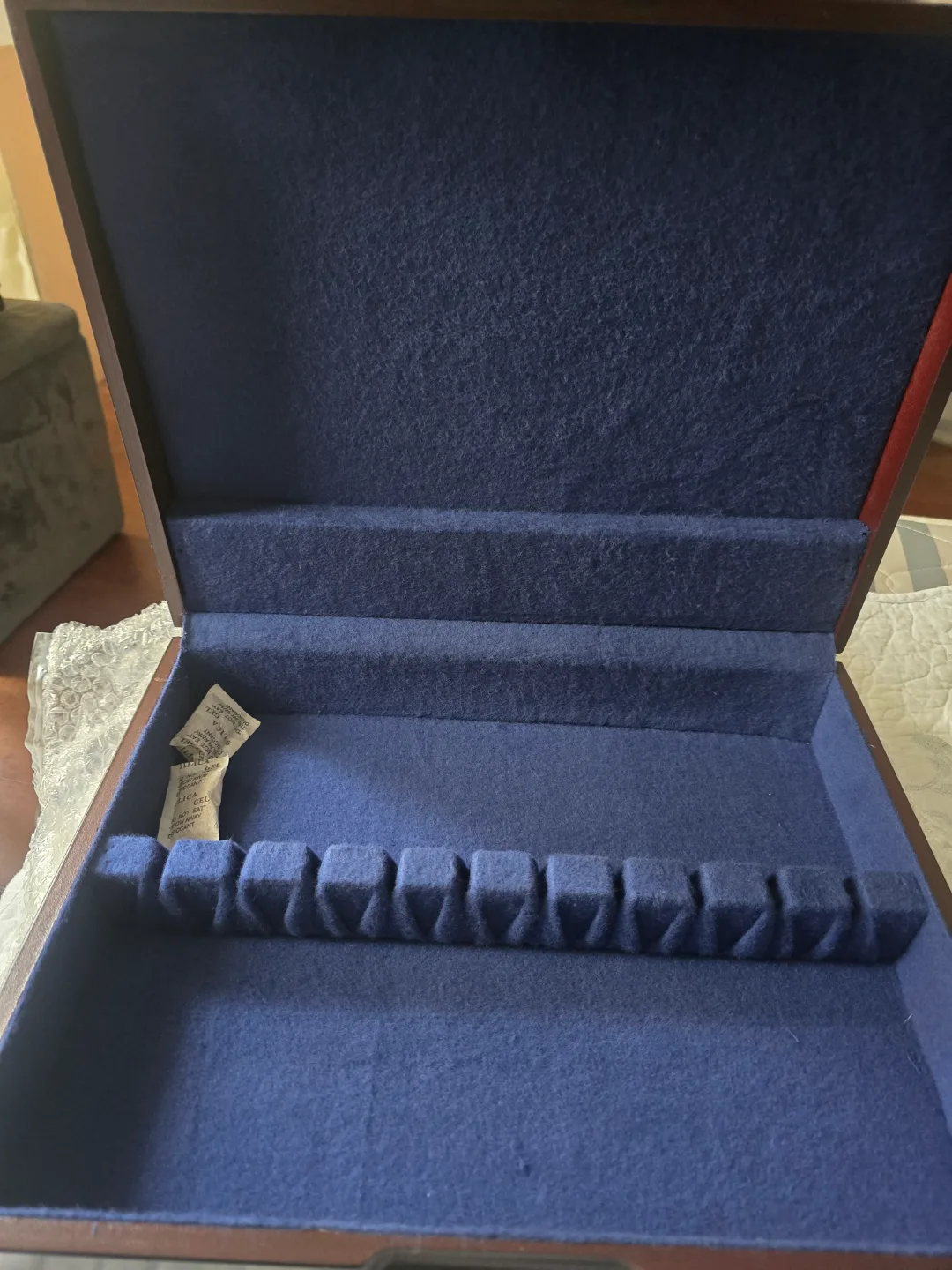 Wooden Cutlery Box thumbnail