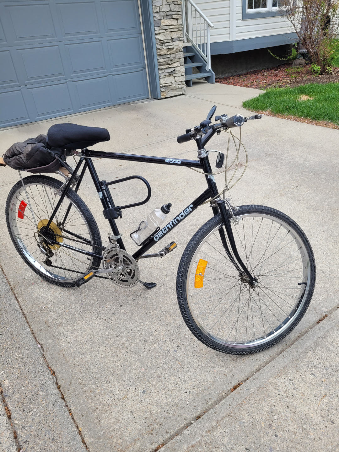 Pathfinder 2500 Bicycle