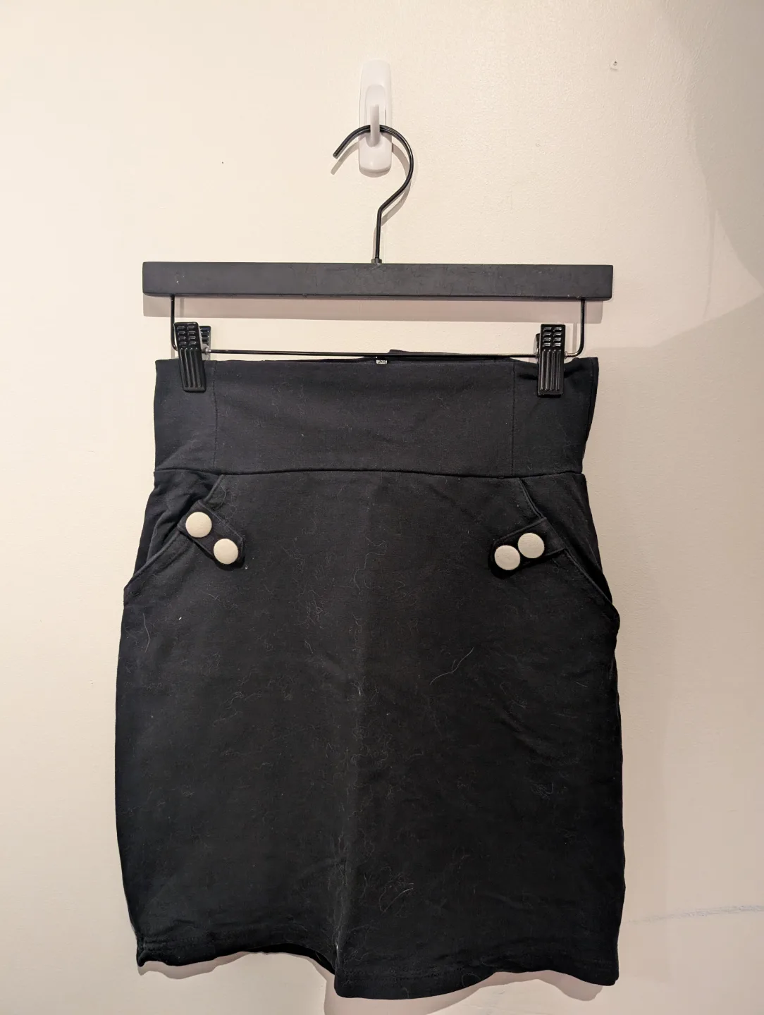 H&M Black Mini Skirt with Buttons thumbnail